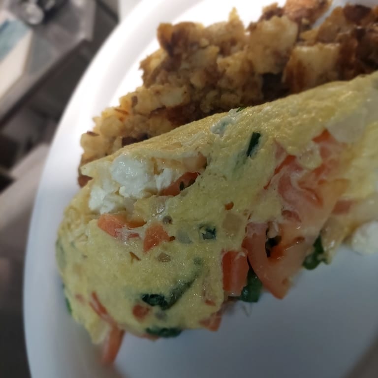 Tasty Tuna Salad Sandwiches: A Diner Delight